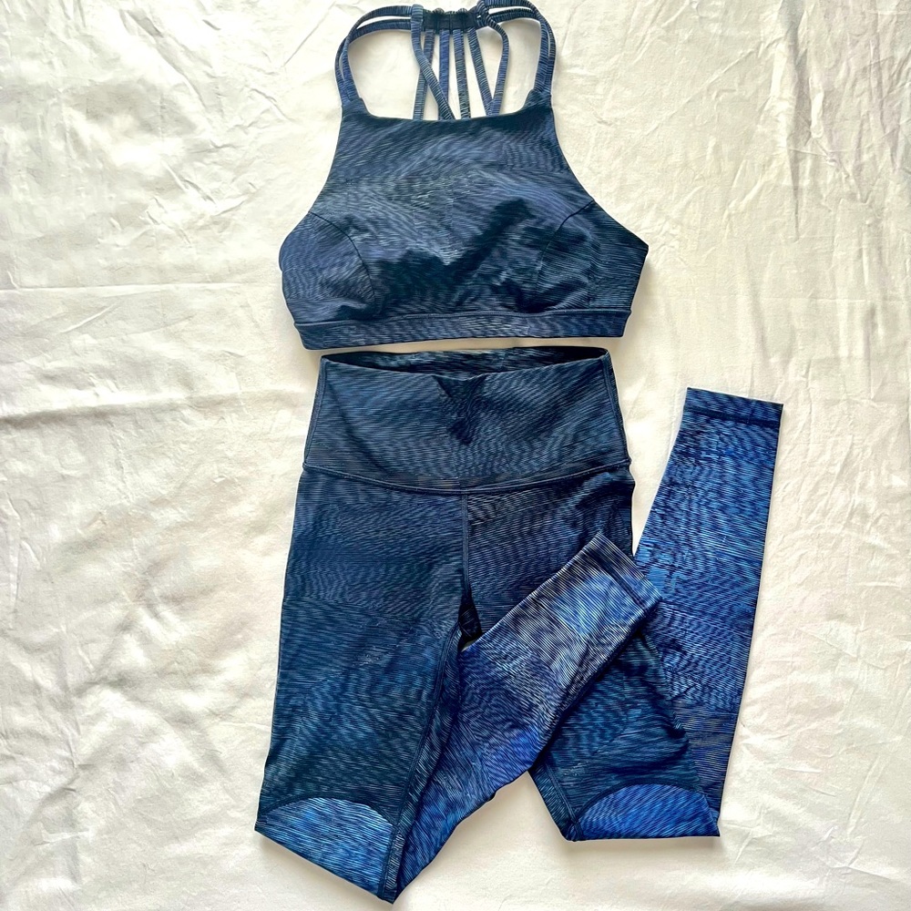 Lululemon Matching Top and Tights/Leggings, Regular Size 4